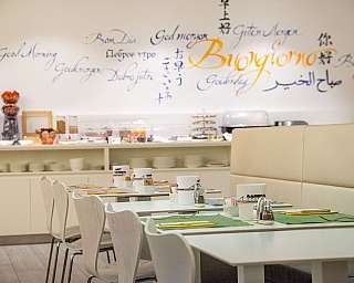 Ricca colazione a buffet
