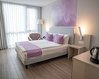 Modernes Doppelzimmer
